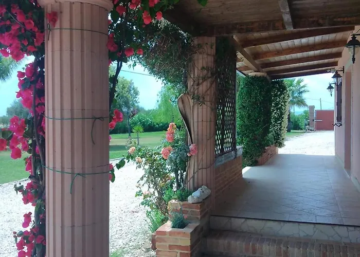 Dom wakacyjny Sofia Garden & Relax Marconia